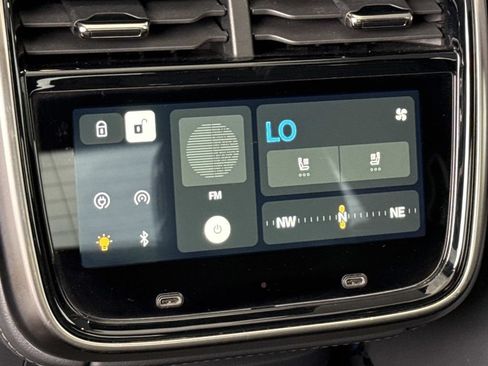 Used 2022 Rivian R1T Adventure AWD/4WD image 18