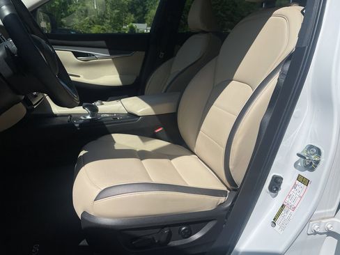 Used 2022 INFINITI QX50 Luxe AWD/4WD image 9