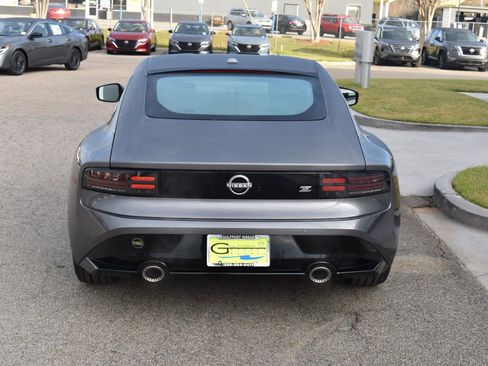 Used 2026 Nissan Z Sport w/ Floor Mat Package RWD image 11
