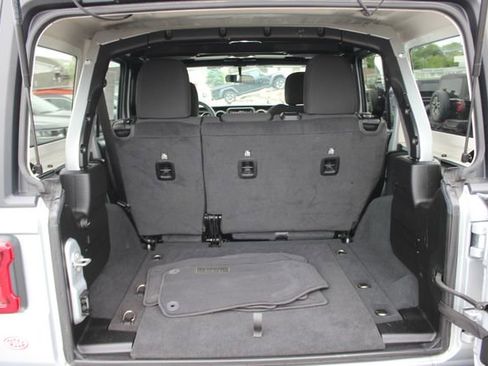 Used 2023 Jeep Wrangler Unlimited Sport AWD/4WD image 23