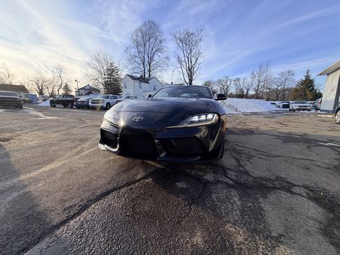 Used 2021 Toyota Supra image 2
