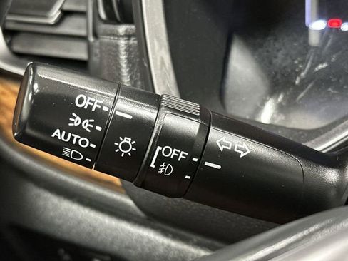 Used 2022 Honda CR-V Touring image 18