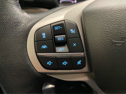 Used 2022 Ford Explorer Limited w/ Equipment Group 301A image 27