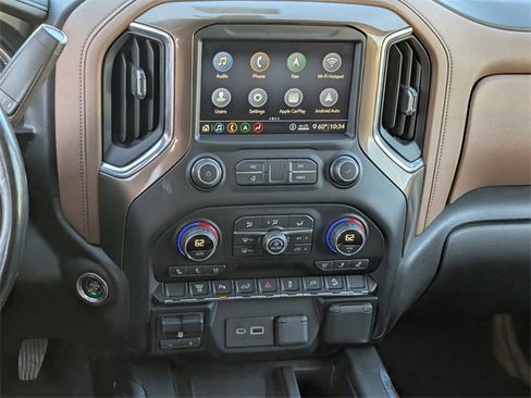Used 2020 Chevrolet Silverado 2500 High Country w/ Z71 Off-Road Package image 12