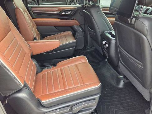 Certified 2024 GMC Yukon XL Denali Ultimate AWD/4WD image 18