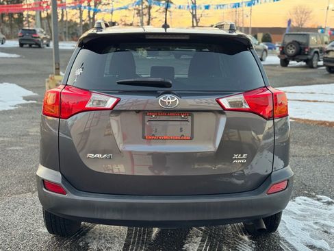 Used 2013 Toyota RAV4 XLE image 4