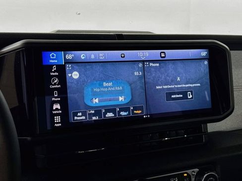 Used 2024 Jeep Gladiator Sport AWD/4WD image 23