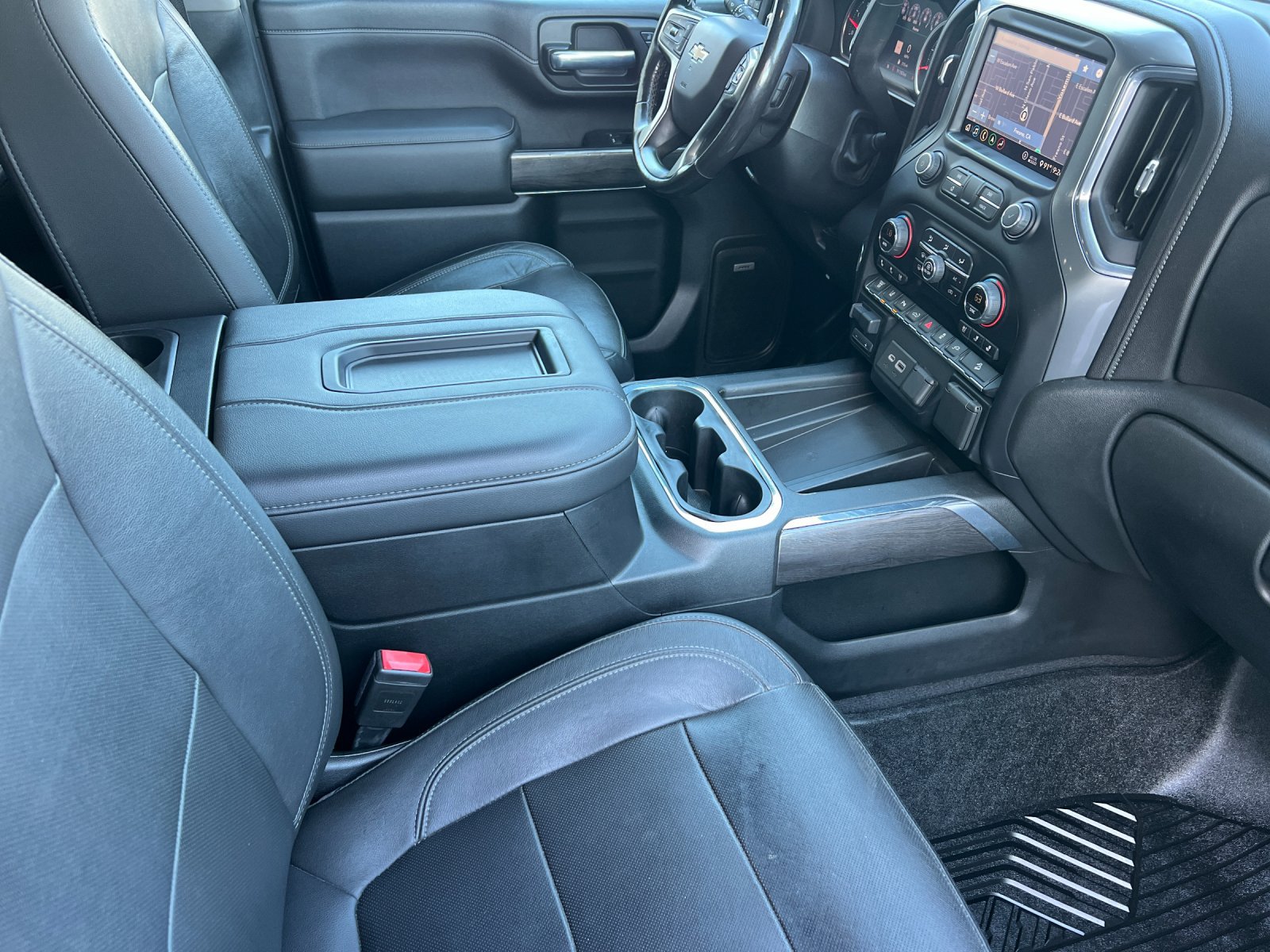 Used 2020 Chevrolet Silverado 3500 LTZ w/ LTZ Premium Package AWD/4WD image 15