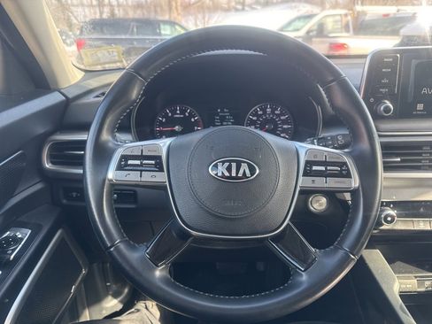 Used 2020 Kia Telluride LX image 25