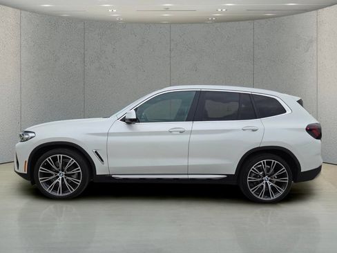 Used 2024 BMW X3 sDrive30i w/ Convenience Package RWD image 9