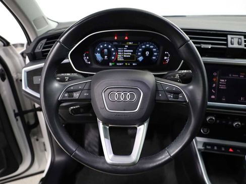 Used 2022 Audi Q3 2.0T Premium w/ Convenience Package AWD/4WD image 22