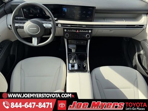 Used 2025 Hyundai Tucson SEL image 12