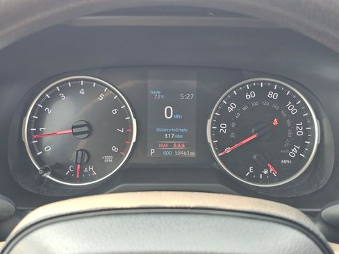 Used 2022 Toyota RAV4 LE AWD/4WD image 22