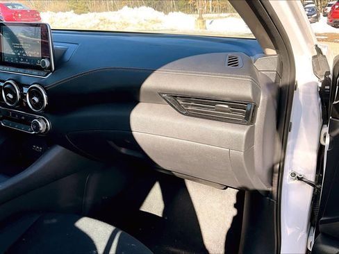 Used 2023 Nissan Sentra SV image 19