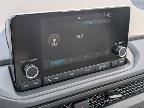 Certified 2023 Honda Accord EX image 28
