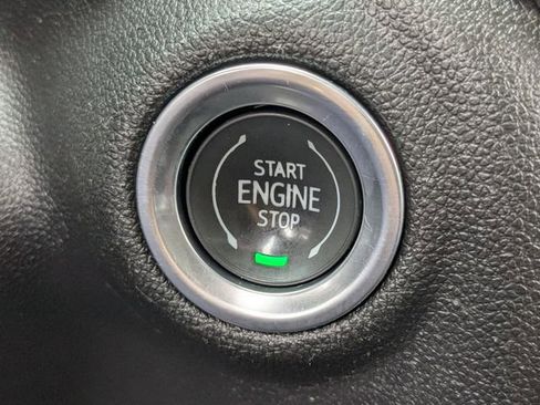 Used 2024 Chevrolet Silverado 2500 Custom w/ Custom Value Package image 26