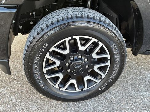 Used 2025 RAM 3500 Longhorn image 12