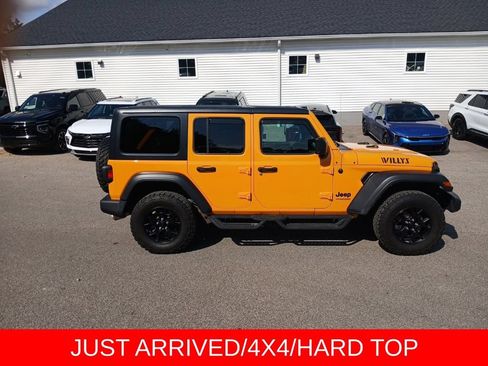Used 2021 Jeep Wrangler Unlimited Sport AWD/4WD image 6