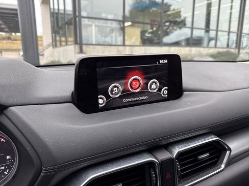 Used 2019 MAZDA CX-5 Touring image 4