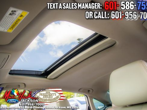 Used 2023 Honda Civic Touring image 14