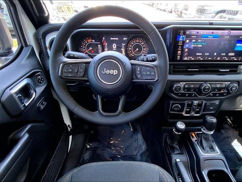 Certified 2024 Jeep Wrangler Unlimited Sport AWD/4WD image 5