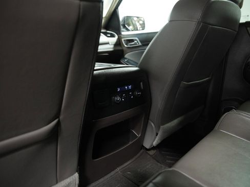 Used 2018 GMC Yukon XL Denali image 21