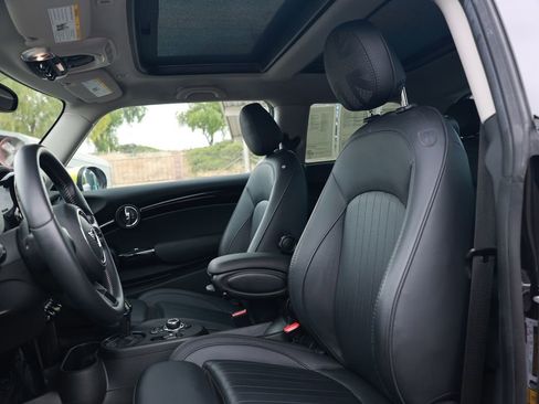 Used 2023 MINI Cooper SE FWD image 19