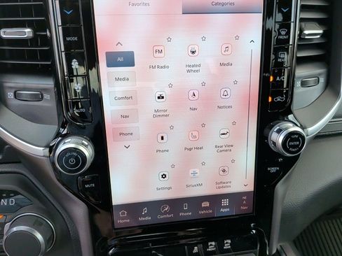 New 2026 RAM 1500 4x4 Crew Cab image 32