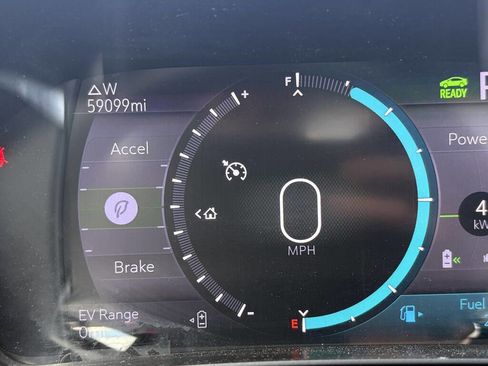 Used 2019 Chevrolet Volt LT w/ Comfort Package FWD image 19