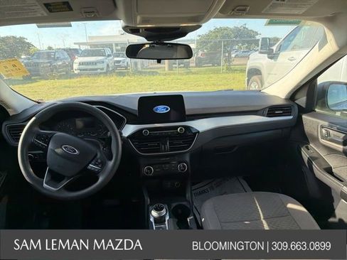Used 2022 Ford Escape SE FWD image 13