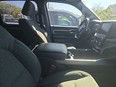 Used 2019 RAM 1500 Big Horn AWD/4WD image 6