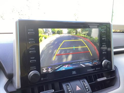 Used 2020 Toyota RAV4 Limited w/ Carpet Mat Package AWD/4WD image 13