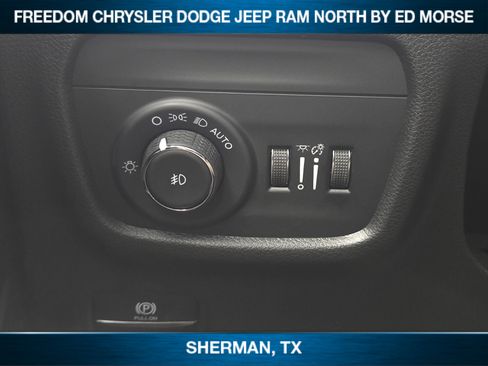 New 2026 Jeep Grand Cherokee Limited w/ Limited Altitude Package image 16