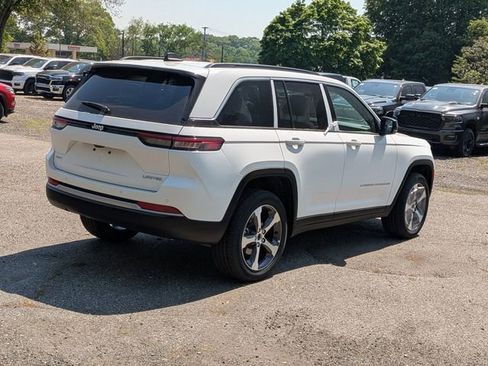 New 2026 Jeep Grand Cherokee Limited AWD/4WD image 3
