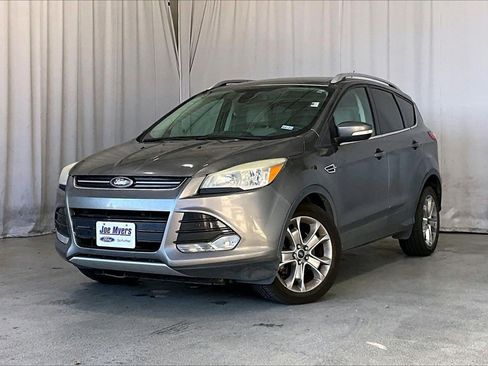 Used 2014 Ford Escape Titanium image 2