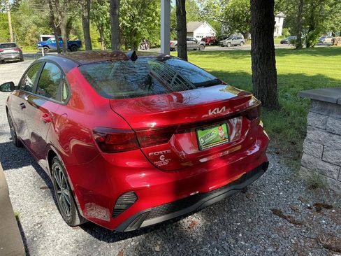 Used 2023 Kia Forte LXS FWD image 7
