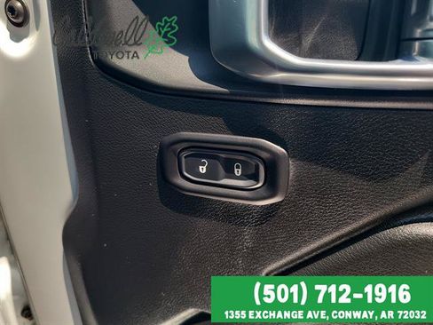 Used 2022 Jeep Wrangler Unlimited Sport AWD/4WD image 27