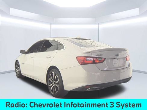Used 2022 Chevrolet Malibu RS FWD image 4
