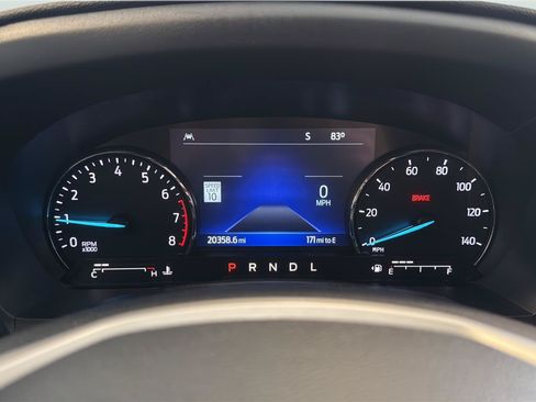 Used 2023 Ford Explorer Limited w/ Equipment Group 301A AWD/4WD image 14
