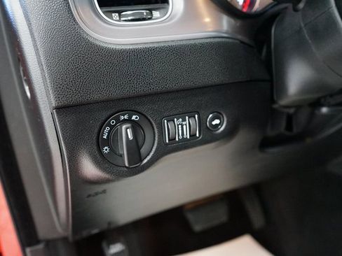 Used 2023 Dodge Charger SXT image 28