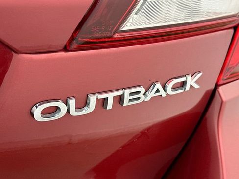 Used 2018 Subaru Outback 2.5i Limited AWD/4WD image 30