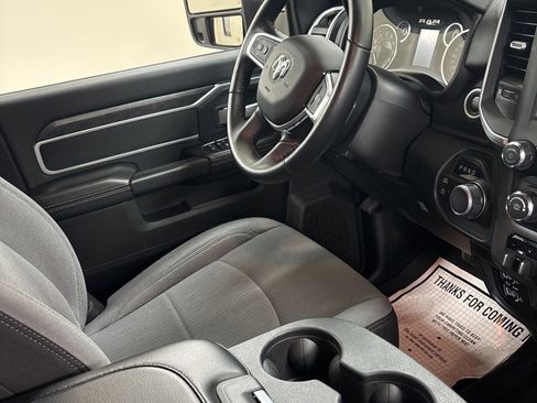 Used 2024 RAM 2500 Big Horn w/ Bed Utility Group image 27