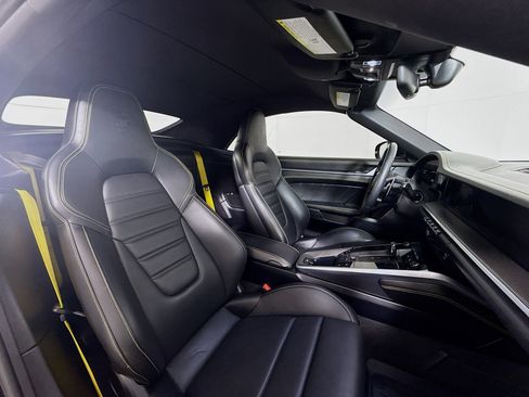 Certified 2022 Porsche 911 Turbo S image 27