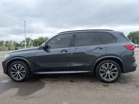 Used 2019 BMW X5 xDrive50i w/ M Sport Package AWD/4WD image 17