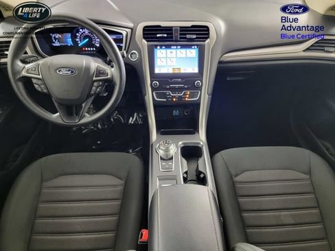 Certified 2019 Ford Fusion SE FWD image 21