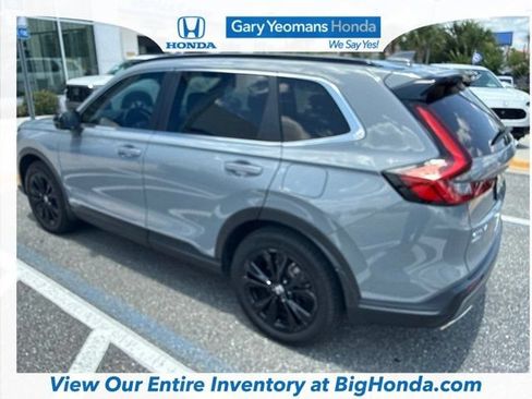 Used 2025 Honda CR-V Sport Touring image 10