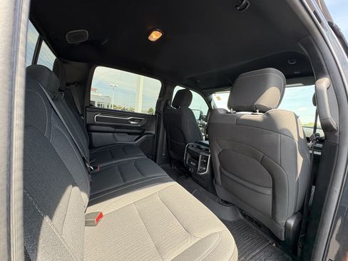 Used 2020 RAM 1500 Big Horn AWD/4WD image 17