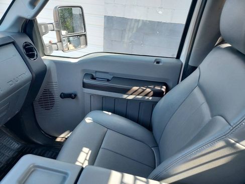 Used 2016 Ford F250 XL RWD image 12