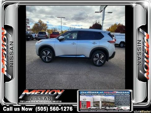 Used 2023 Nissan Rogue Platinum w/ Platinum Premium Package image 2