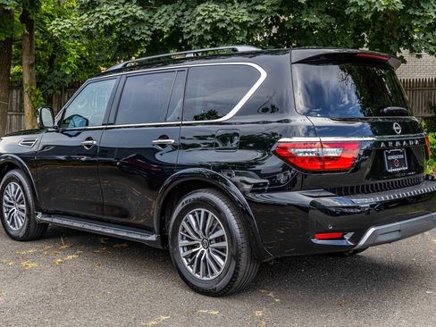 Certified 2023 Nissan Armada SL image 4